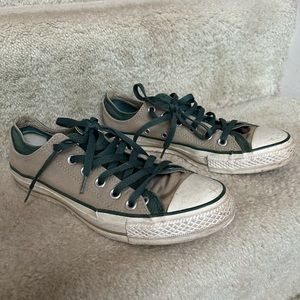 Converse green